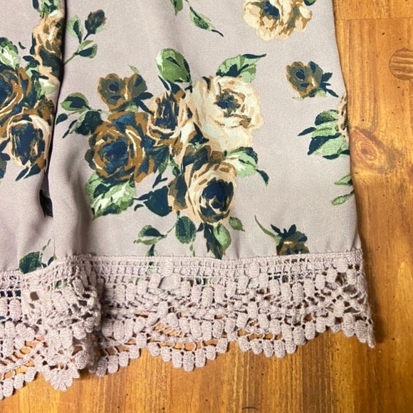 Floral lavender lace off the shoulder top - Picture 2 of 8